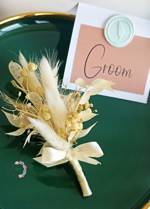 Cocardă pentru Mire – Accesoriu Elegant cu Elemente Naturale [1]