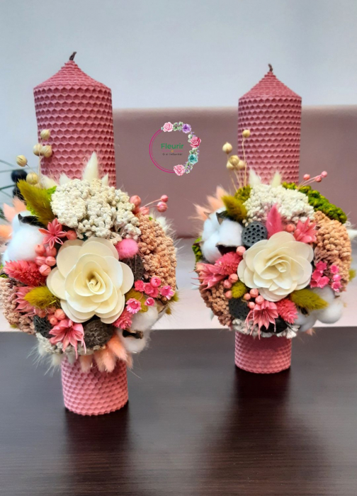 Lumânare Botez Roz Cu Flori Artizanale și Detalii Naturale [3]