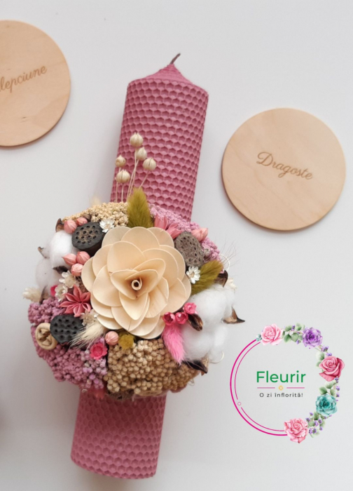 Lumânare Botez Roz Cu Flori Artizanale și Detalii Naturale [1]