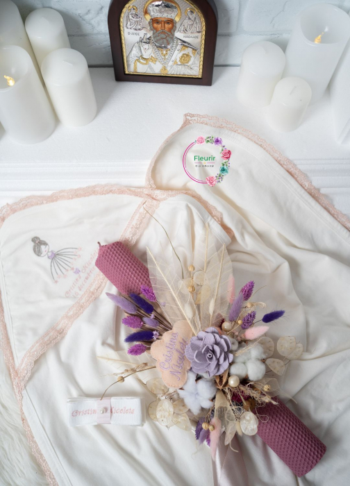 Lumânare Botez Personalizată cu Accente Naturale – Eleganță și Căldură [2]
