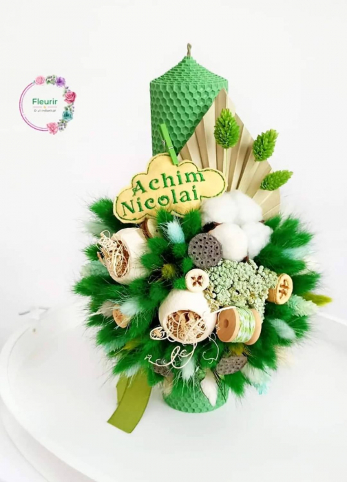 Lumânare Botez Verde Personalizată – Decor Natural și Elegant [1]