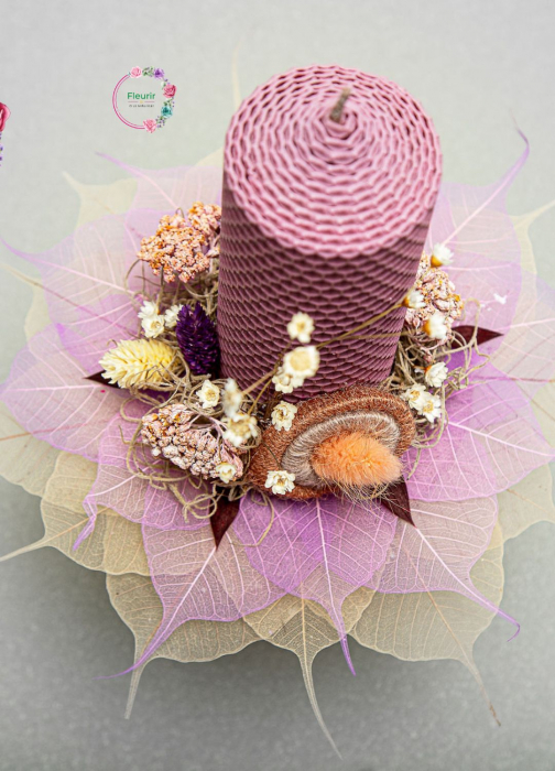 Lumânare Botez Violet-Prună cu Flori Fine și Frunze Presate [5]