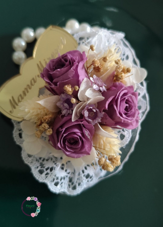 Cocarde, Corsaje și Accesorii - Brățară cu Miniroze Criogenate și Detalii Delicate