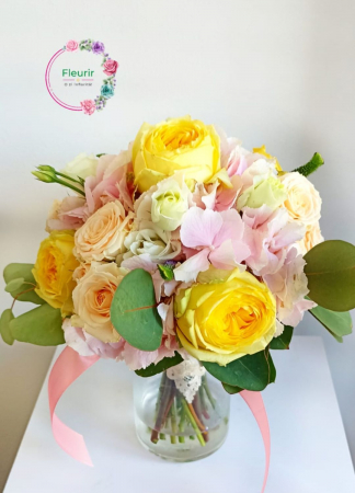 Flori Naturale - Buchet de Mireasă cu Trandafiri Galbeni și Hortensie Roz
