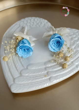 Nuntă - Cocarda cu Miniroza Criogenata - Albastri si Alb