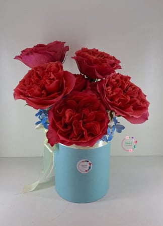 Aranjamente - cutie-florala-dark-xpression-disponibila-imediat-fleurir