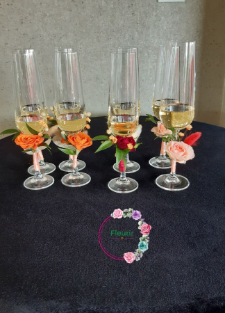 Decor Sală - Decor Floral Natural pentru Pahare de Șampanie