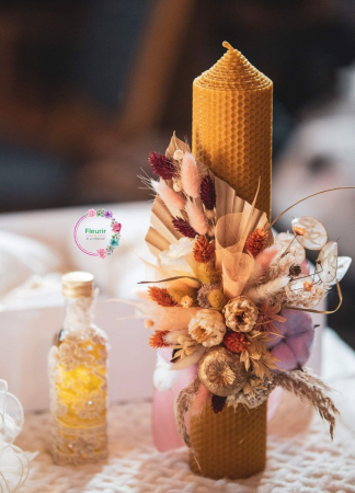 Lumânări Botez - Lumânare Botez Galbenă Cu Flori Uscate și Accente Elegante