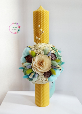 Lumânări Botez - Lumânare Botez Galbenă Cu Floare Sculptată și Elemente Naturale