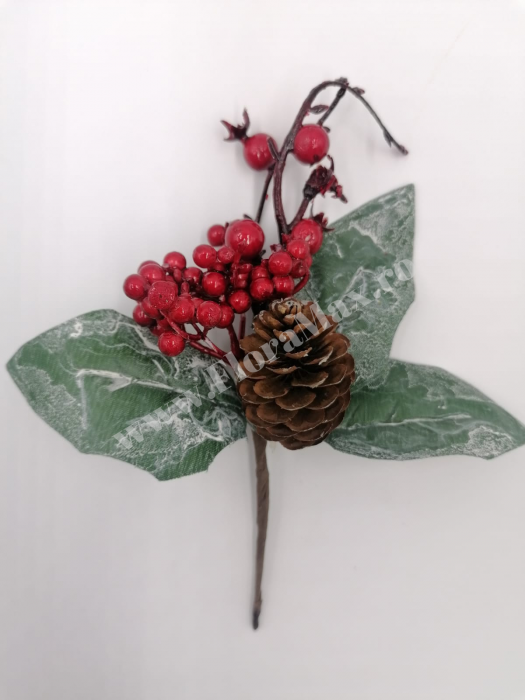 Crenguta brad artificial  pentru aranjamente Craciun cu bilute Rosii ilex si conuri brad 23 cm [2]