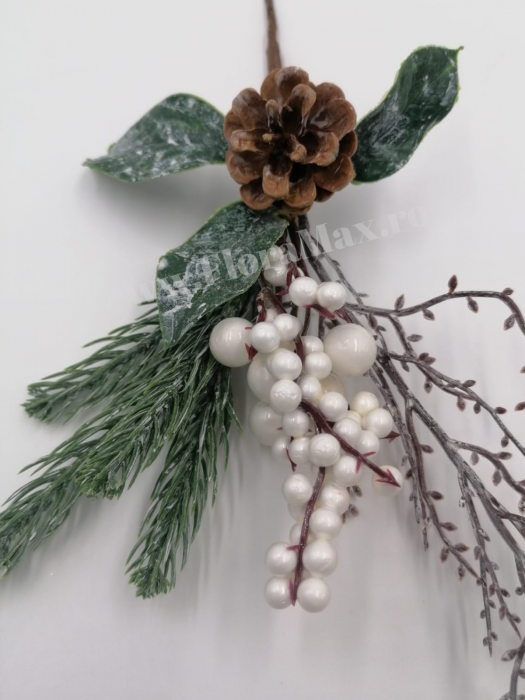 Crenguta brad artificial pentru aranjamente Craciun cu ilex si con brad bilute albe 29 cm [3]
