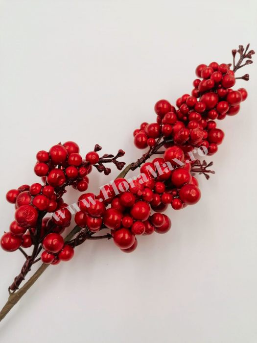 Crenguta pentru aranjamente Craciun cu bilute ilex rosii 43 cm [1]