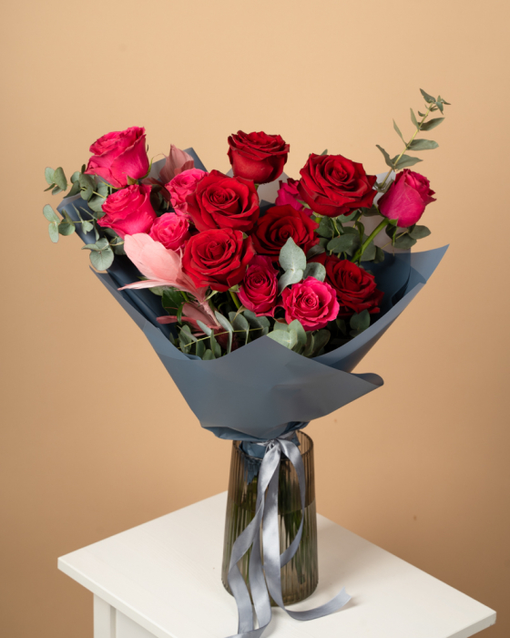 https://www.floraria-mara.ro/domains2/floraria-mara.ro/files/product/medium/737056.jpg [2]