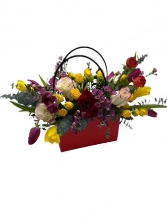 Aranjamente florale - Aranjament din lalele galbene si mov, wax, trandafiri albi si mini rose galbene si eucalipt