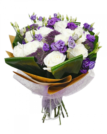 Buchete Flori - Buchet cu trandafiri, lisianthus și trachelium