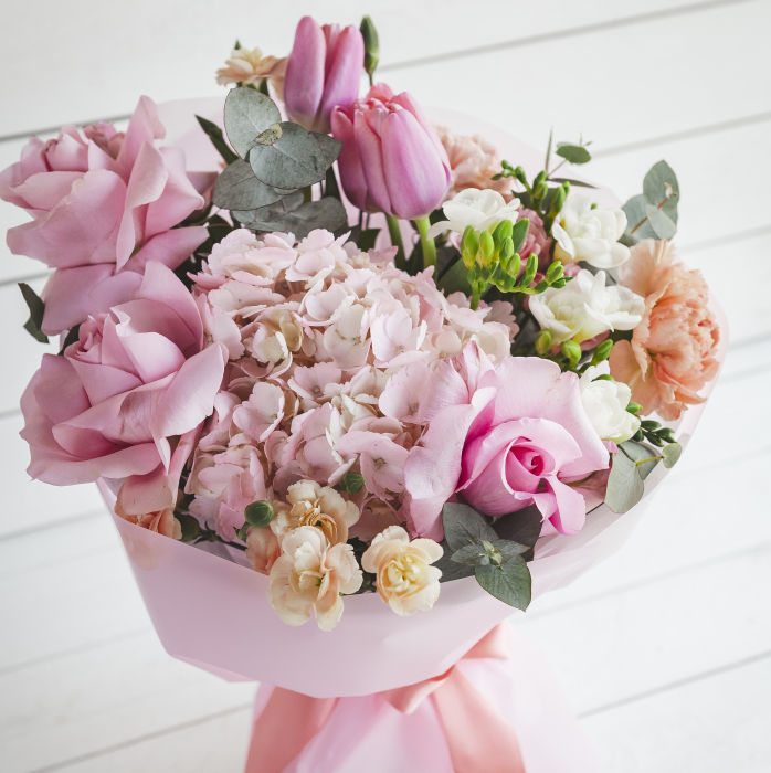 Buchet fin cu flori roz [3]