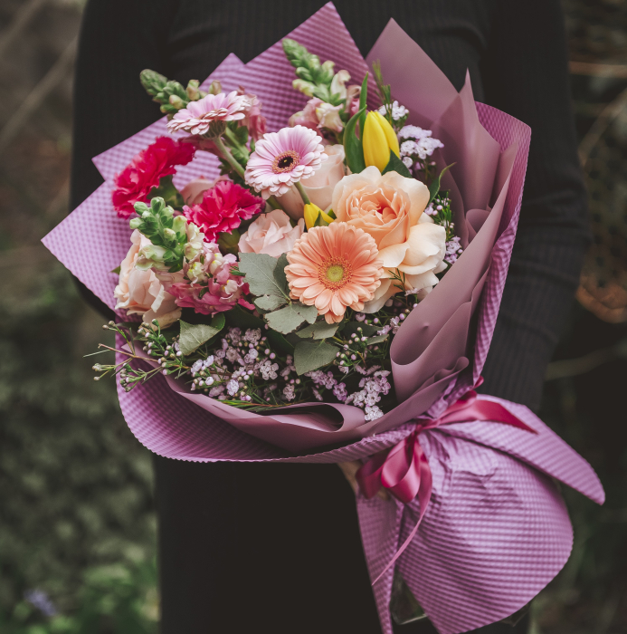Buchet mixt cu flori fresh, colorate și parfumate. Livrare Timisoara.  Comandă acum. [1]