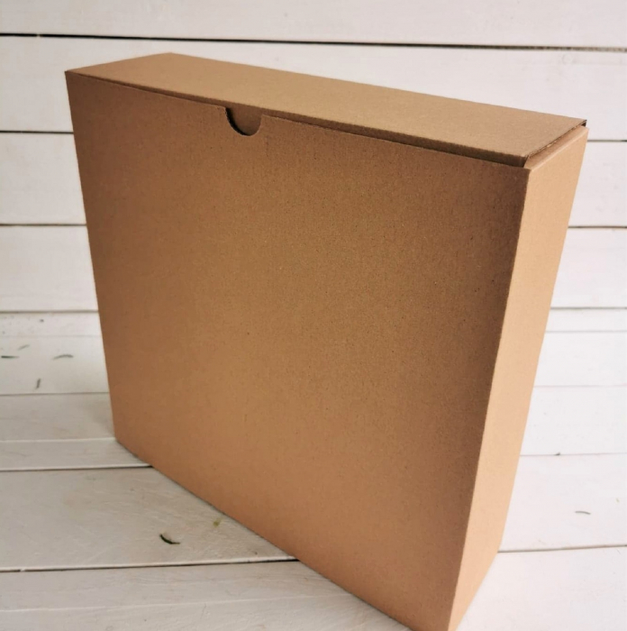 Cutie carton patrata coronite [1]