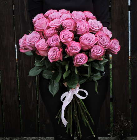 BUCHET FLORI MIXTE - TRandafiri mov premium livrare Timișoara