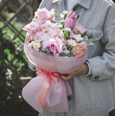 Buchet fin cu flori roz [1]