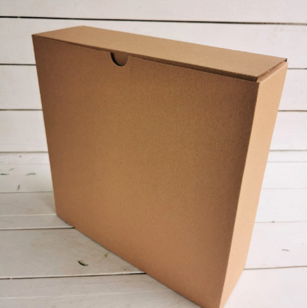 MATERIALE PENTRU FLORARII - Cutie carton patrata coronite
