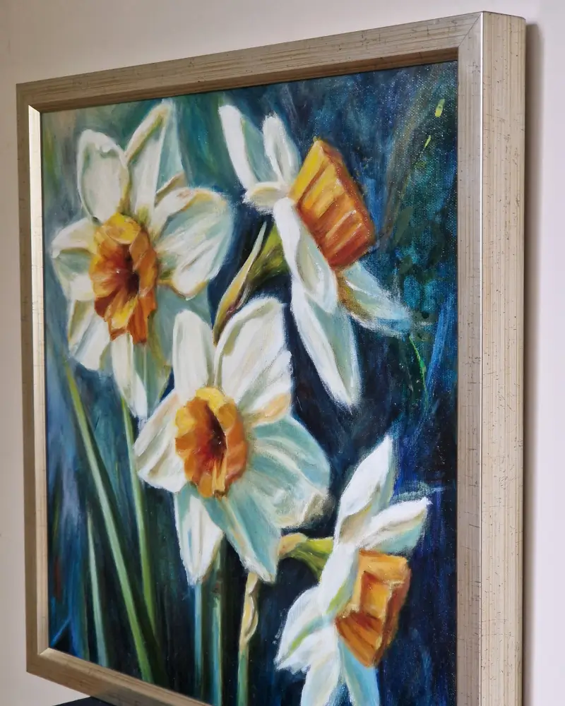 Tablou pictat manual – Narcise – flori albe de primăvară în lumină caldă [3]