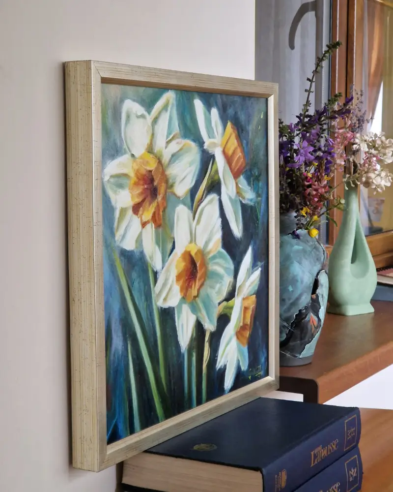 Tablou pictat manual – Narcise – flori albe de primăvară în lumină caldă [6]
