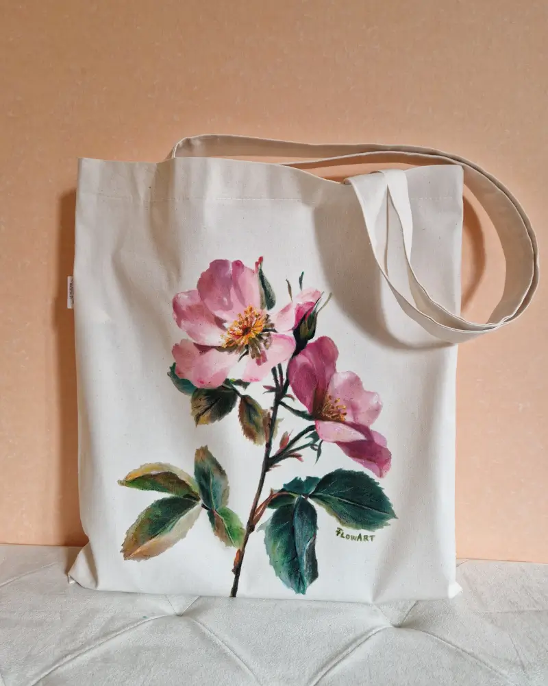 ARTĂ DE PURTAT - sacosa-pictata-manual-floare-de-maces