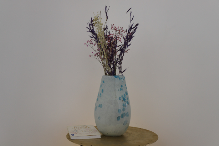 Vaza din sticla lucrata manual, Snow blue [4]