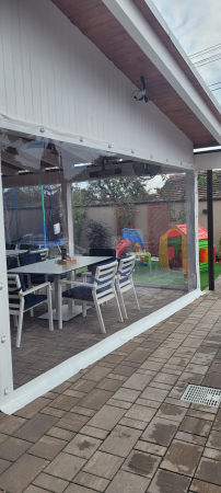 Cristal Flex® átlátszó PVC teraszfólia, teraszok, erkélyek és pavilonok lezárásához és védelméhez – vastagság: 0,8 mm – 2,40 m x 15 m [9]