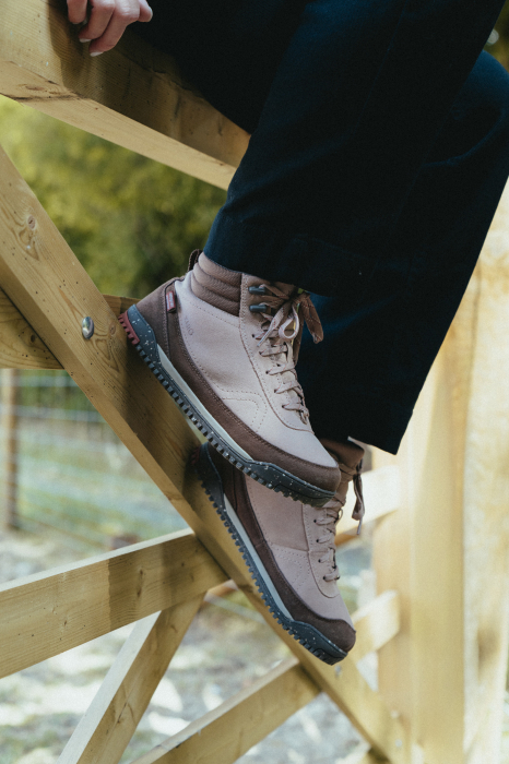 Ghete barefoot drumeție femei XERO SHOES Ridgeway Piele – Roz nisipiu [8]
