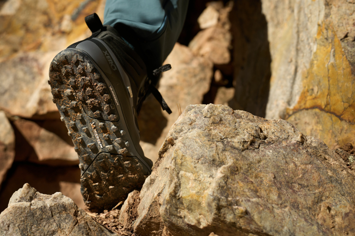 Ghete barefoot drumeție bărbați XERO SHOES Scrambler MID II WP – Negru [10]