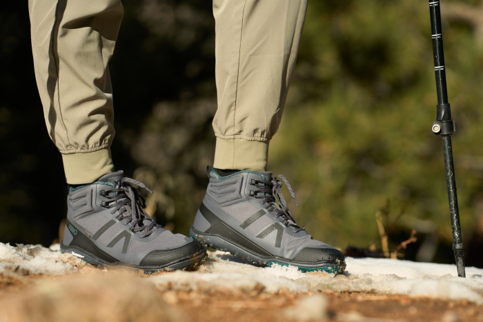 Ghete barefoot drumeție femei XERO SHOES Scrambler MID II WP – Gri [2]