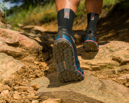 Pantofi sport barefoot XERO SHOES SCRAMBLER LOW Bărbați – Negru, albastru & portocaliu [3]