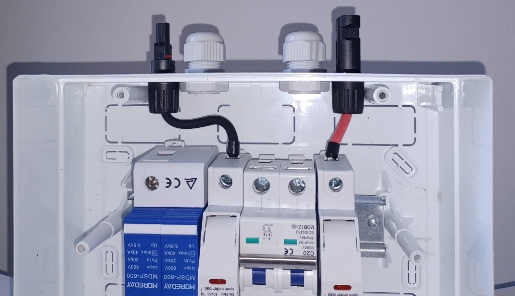 Tablou de protectie sistem fotovoltaic 3 - 5KW, monofazic, uz rezidential, TVA 5% [5]