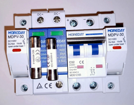 KIT panou protectie fotovoltaic - KIT2 600 V pentru tablou de protectie sistem fotovoltaic 3 - 5KW, monofazic, uz rezidential - Moreday