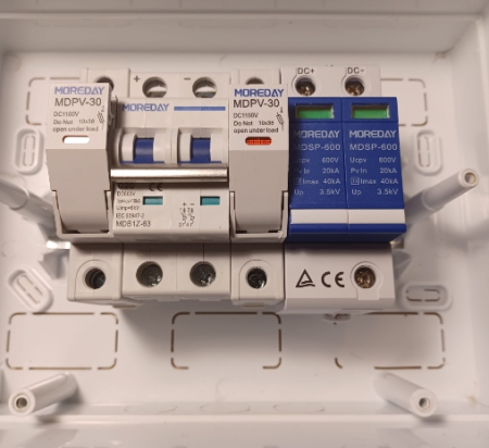 Tablou de protectie sistem fotovoltaic 3 - 5KW, monofazic, uz rezidential, TVA 5% [10]
