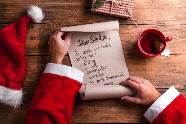 Scrisoarea animalului de companie către Moș Crăciun