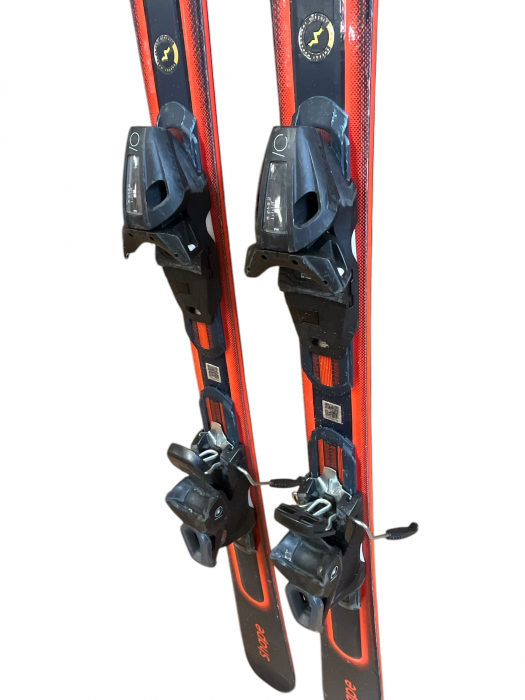 Schi sh Head Shape V5 149 cm [3]