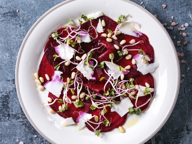 salată de sfeclă roșie cu hrean și smântână [1]