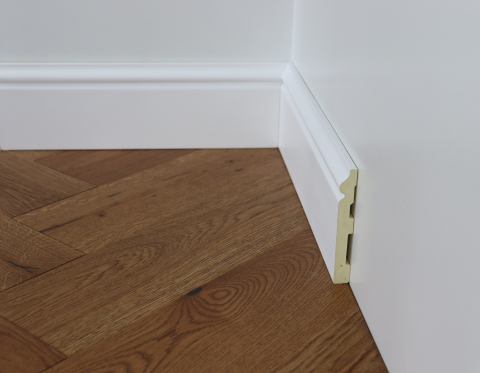 Plinte de interior din poliuretan - Plinta din poliuretan PCR3241-8 120x15x2440 mm