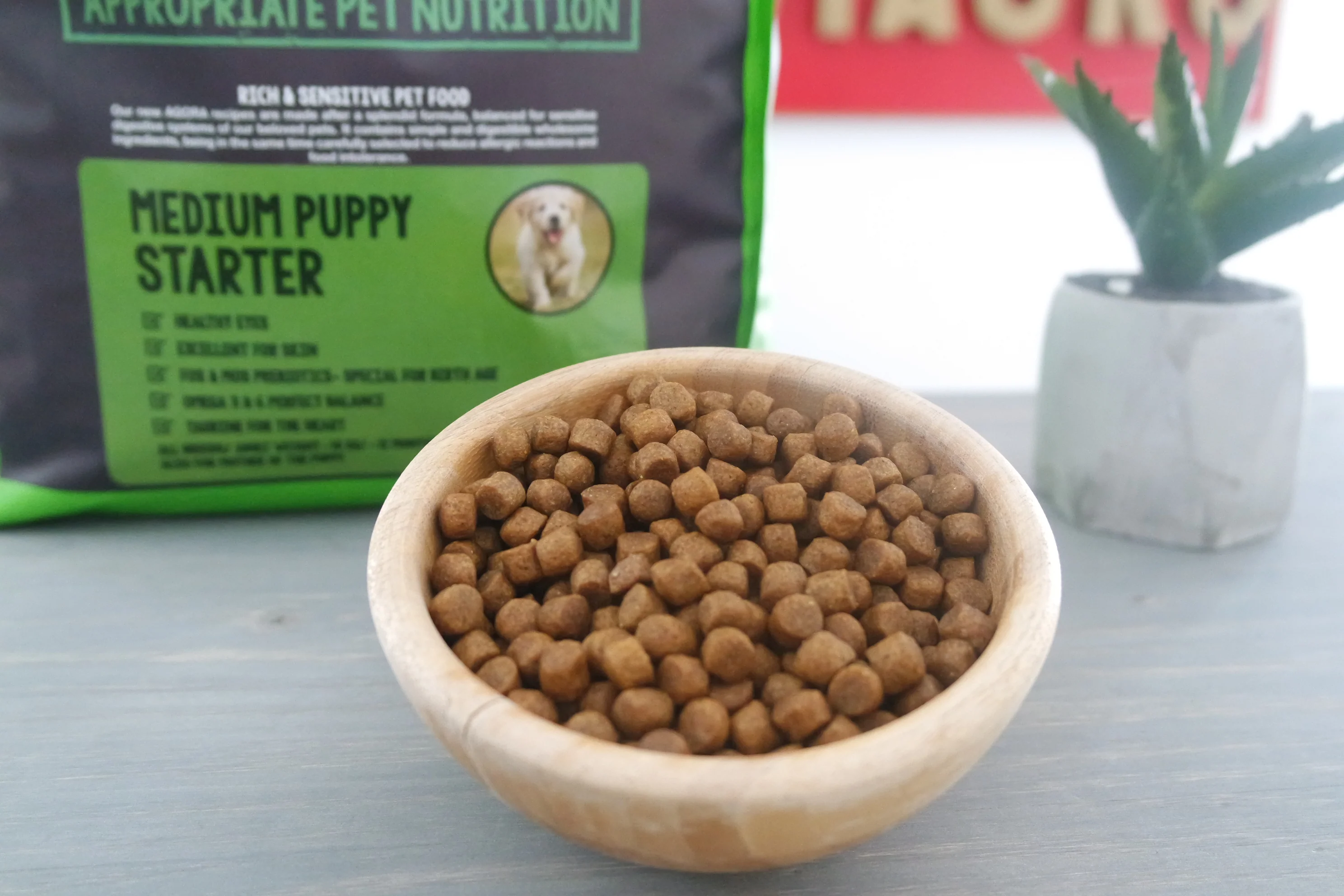AGORA Super Premium Medium puppy starter [2]