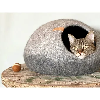 Mobilier - Patut tip pestera pentru pisici si caini mici, realizat manual din lana naturala