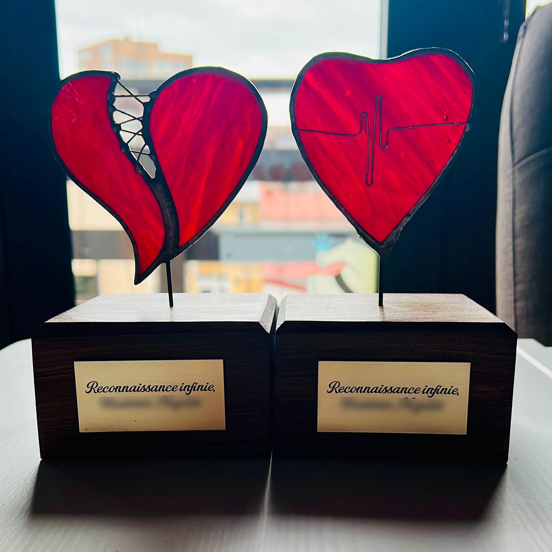 Un altfel de „mulțumesc” – când recunoștința prinde formă în vitraliu