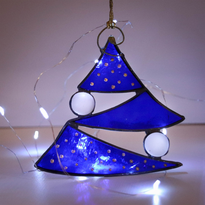 Bradut Albastru din Vitraliu [3]