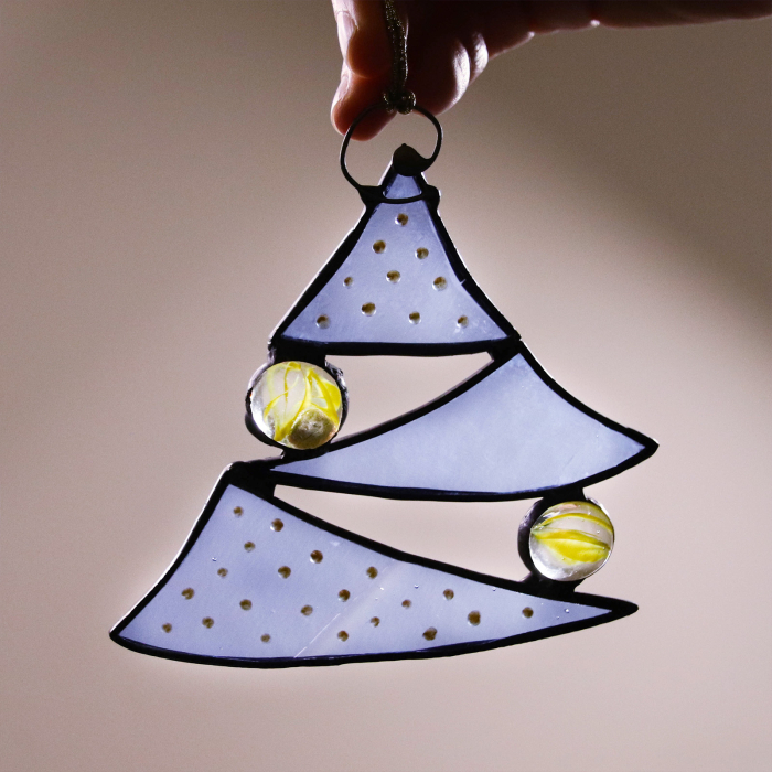 Bradut Bleu din Vitraliu [3]