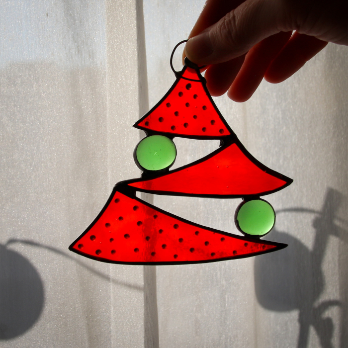 Bradut Rosu cu Verde [3]