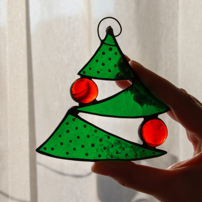 Bradut Verde cu Rosu [3]