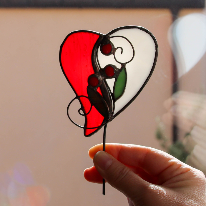 Decor Inima cu Flori din Vitraliu – cadou handmade cu suport din lemn [2]