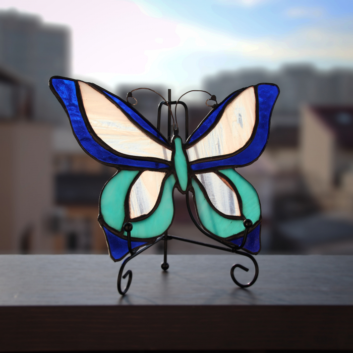 Fluturele protector [2]